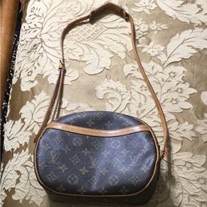 Louis Vuitton Monogram Shoulder Bag